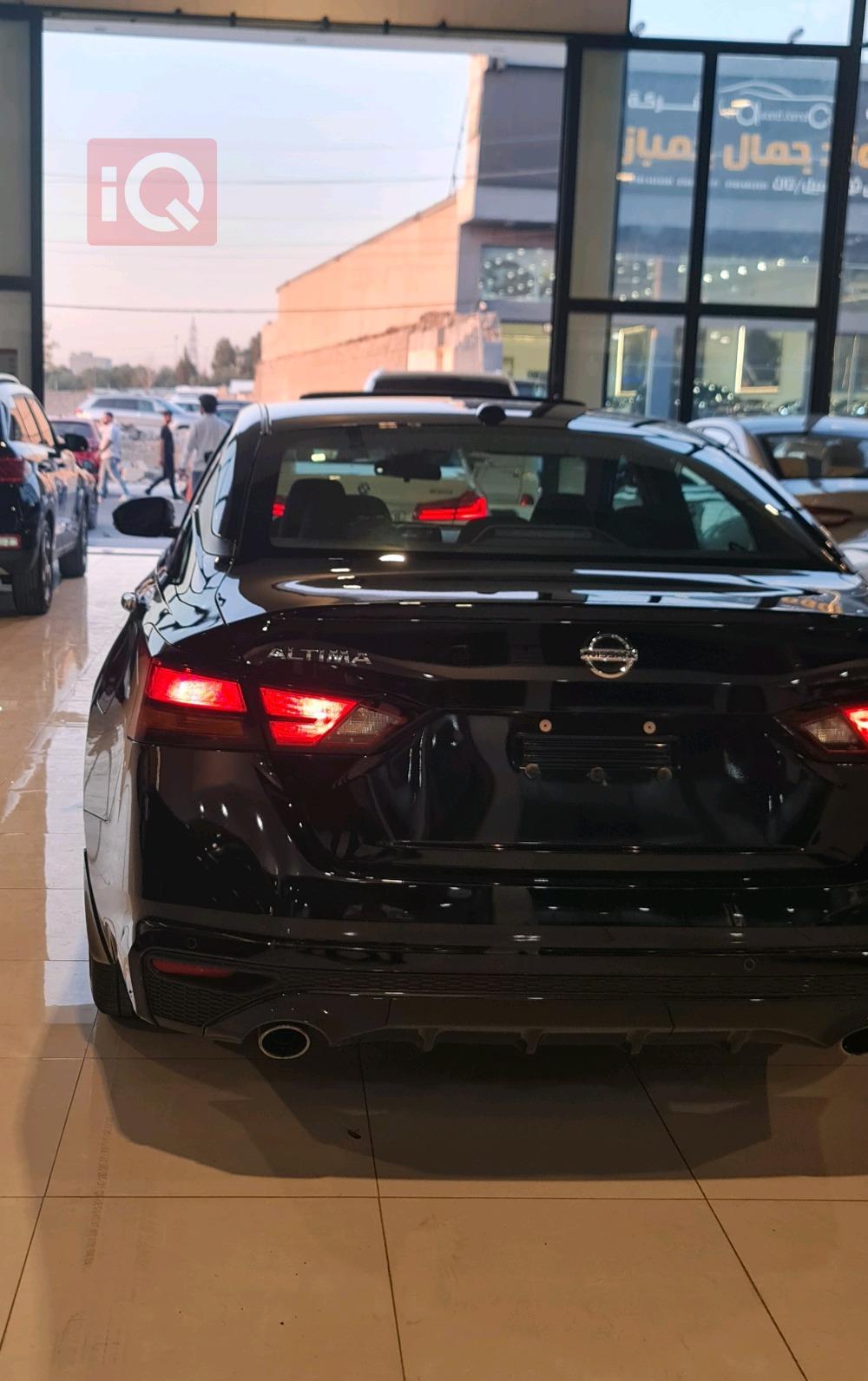 Nissan Altima